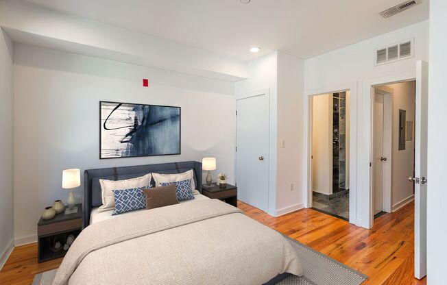 1642 N Marshall Street