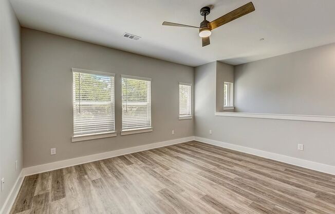 2 beds, 2.5 baths, 1,148 sqft, $1,850, Unit 4500 Colosseum Way