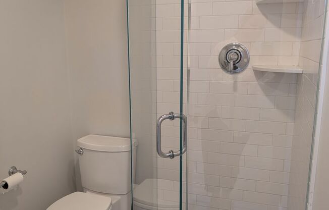 2 beds, 2 baths, $3,780, Unit 4A