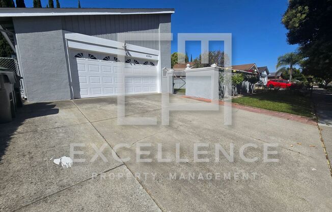 4/2 House With Private Pool & Hot Tub, AC, Pets Negotiable