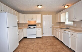 3 beds, 2.5 baths, $2,095