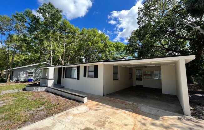 Renovated 3/1 w/carport and detached garage