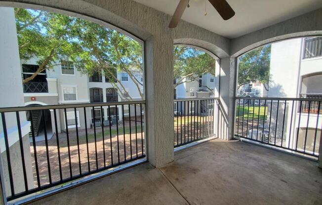 2 beds, 2 baths, 1,077 sqft, $1,550