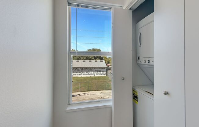 1 bed, 1 bath, 706 sqft, $1,275, Unit 310