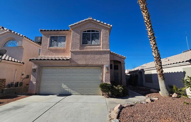 Beautiful 4 bedroom near Lake Mead & Tenaya Ave!