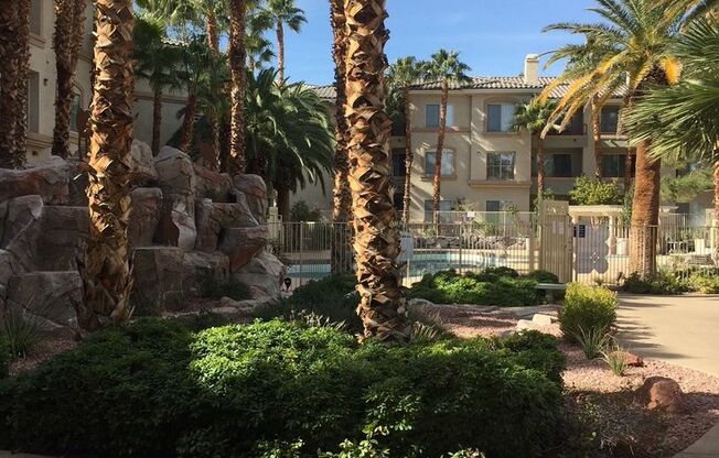 Condo in  Gated Community!!!!