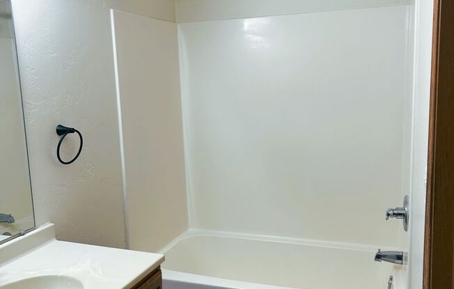 2 beds, 2 baths, 1,275 sqft, $1,299.99, Unit 1081-24