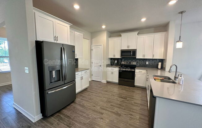 11825 Fiction Ave ORANGE