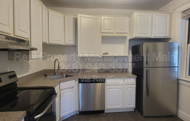 4425 John R. St. - 7