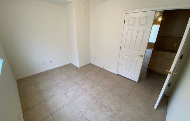 2 bed/ 2 bath home located in Peccole Ranch
