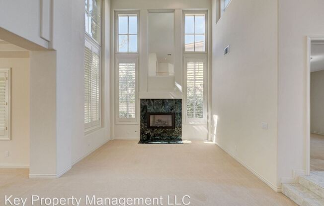 809 Aquitaine CT