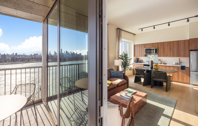 2 beds, 2 baths, $8,500, Unit 3310S