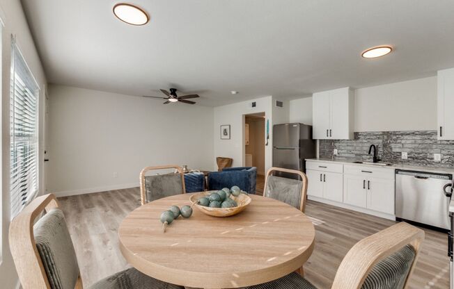 1 bed, 1 bath, 750 sqft, $1,275, Unit 116