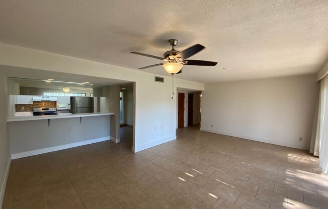 2 beds, 2 baths, $1,299, Unit #3300-1