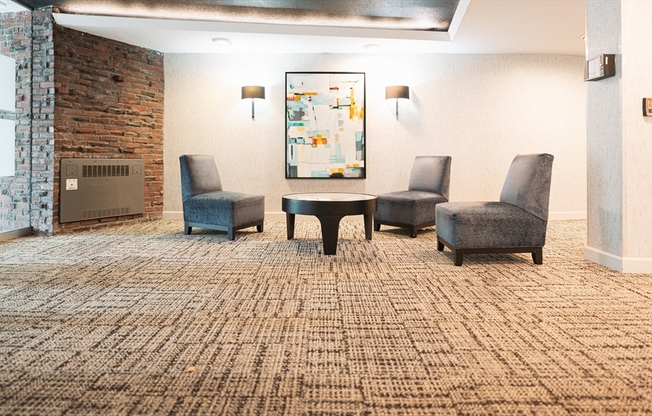 1 bed, 1 bath, 749 sqft, $2,700, Unit 301