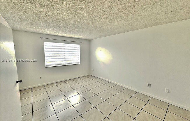 4620 NW 79 AVE