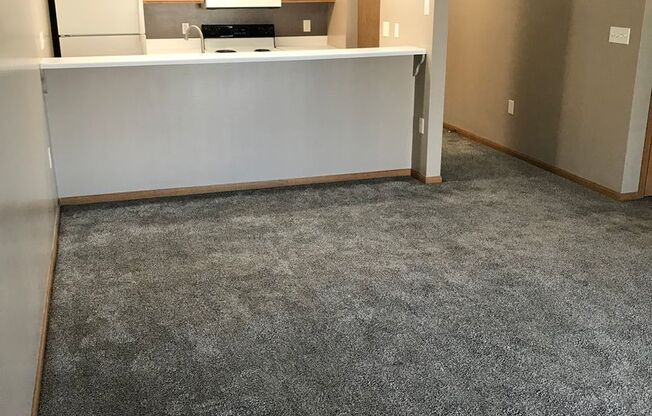 1 bed, 1 bath, 772 sqft, $1,039, Unit 3-105