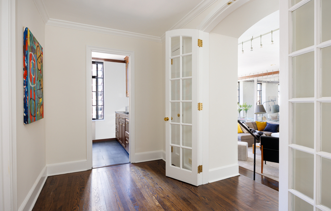 350 W 57 ST