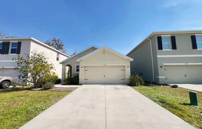 Amazing 3 Bedroom, 2 Bathroom SMART Home in Riverview!!