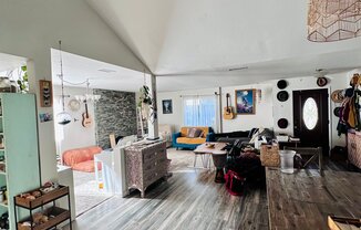 3823 DE CONQUISTADOR