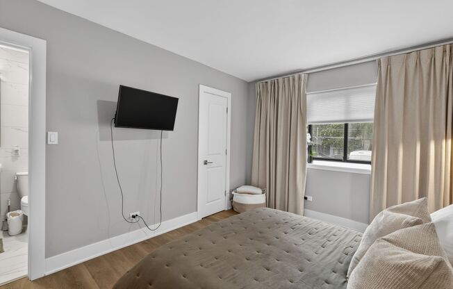 1 bed, 1 bath, 535 sqft, $2,600, Unit 1E