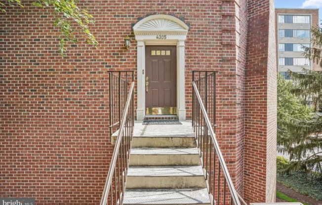 4305 MASSACHUSETTS AVE NW