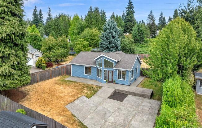 3 beds, 3 baths, $3,795