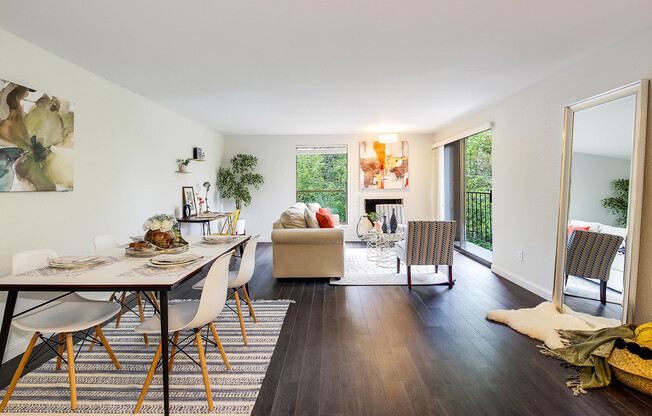 CLICK "REQUEST A TOUR" NOW!