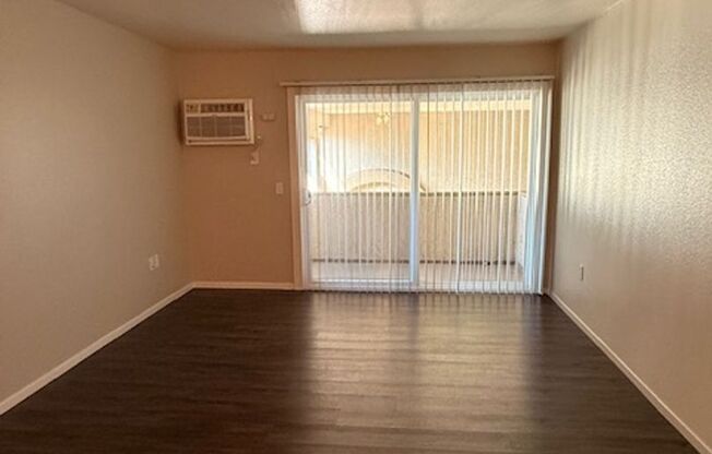 1 bed, 1 bath, 713 sqft, $1,995, Unit B053