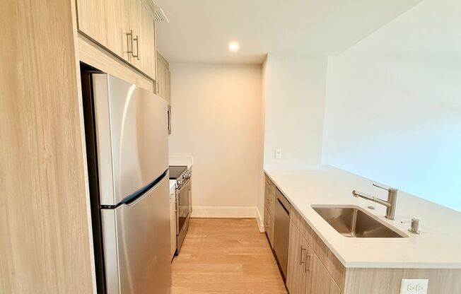 1 bed, 1 bath, $4,000, Unit 502