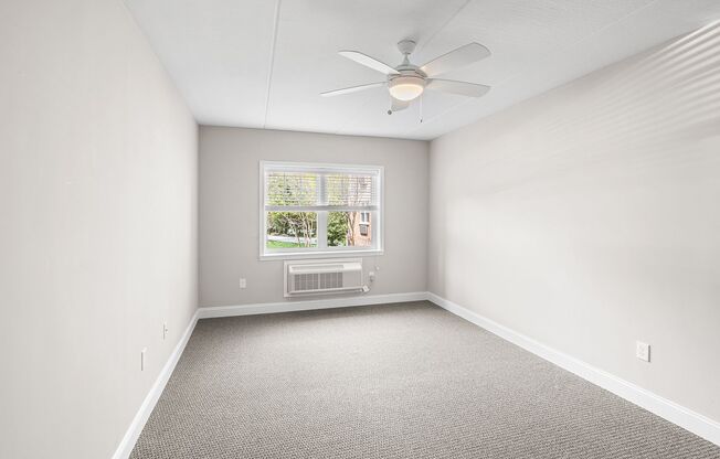2 beds, 2 baths, 1,097 sqft, $2,700