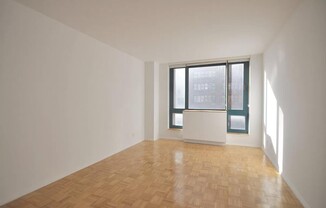 1 IRVING PL