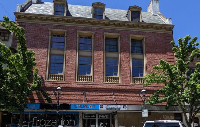 Salem Arts Building