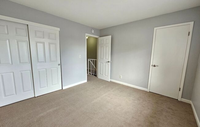 Just Remodeled 2 Bedroom Unit - Close to UNR!