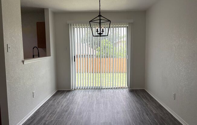 Beautiful Renovated Home in Bridgewood