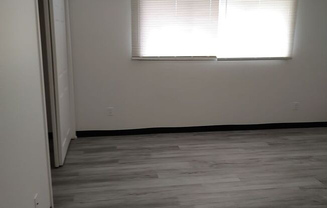 2 beds, 1.5 baths, 1,150 sqft, $1,650, Unit 24