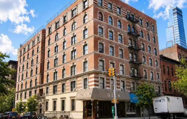 209 W 97 ST