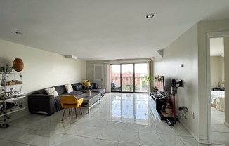 3 beds, 2 baths, 1,725 sqft, $4,100, Unit 802