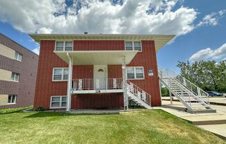 2 beds, 1 bath, $925