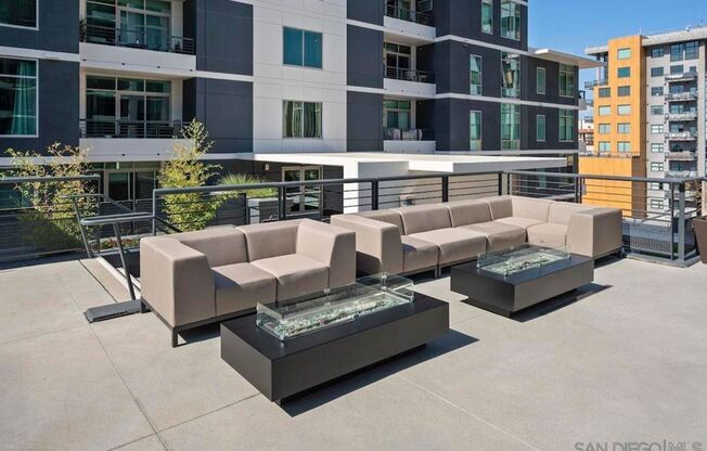 1 bed, 1 bath, $2,750