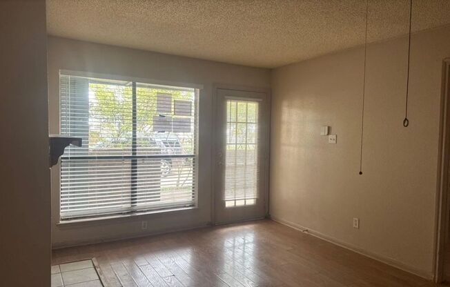 1 bed, 1 bath, 600 sqft, $1,600, Unit 103