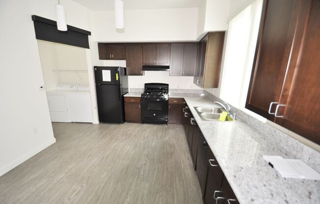 Studio, 1 bath, 605 sqft, $1,895, Unit Apt 307