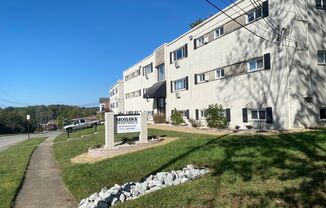 904 Mohawk Trail Apartments