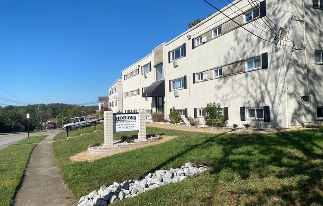 904 Mohawk Trail Apartments