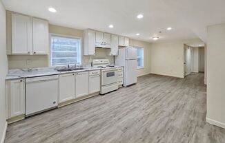 Updated 2-Bedroom, 1-Bath Ground-Floor Duplex in Grove Park