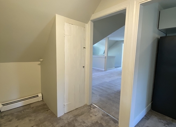 2 beds, 1 bath, 1,000 sqft, $2,000, Unit 3