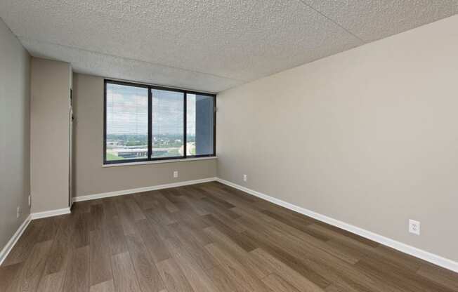 Apartment living area at Lenox Club, Arlington, Virginia
