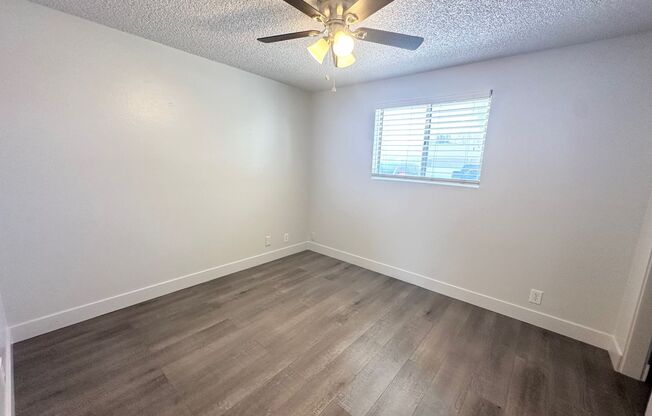 2 beds, 1 bath, $1,225, Unit 4