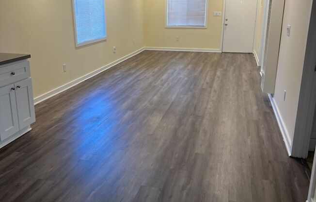 3 beds, 1 bath, 900 sqft, $2,475, Unit 3/4a