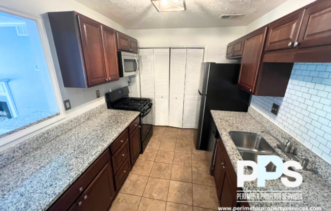 801 COUNTRYSIDE PL SE